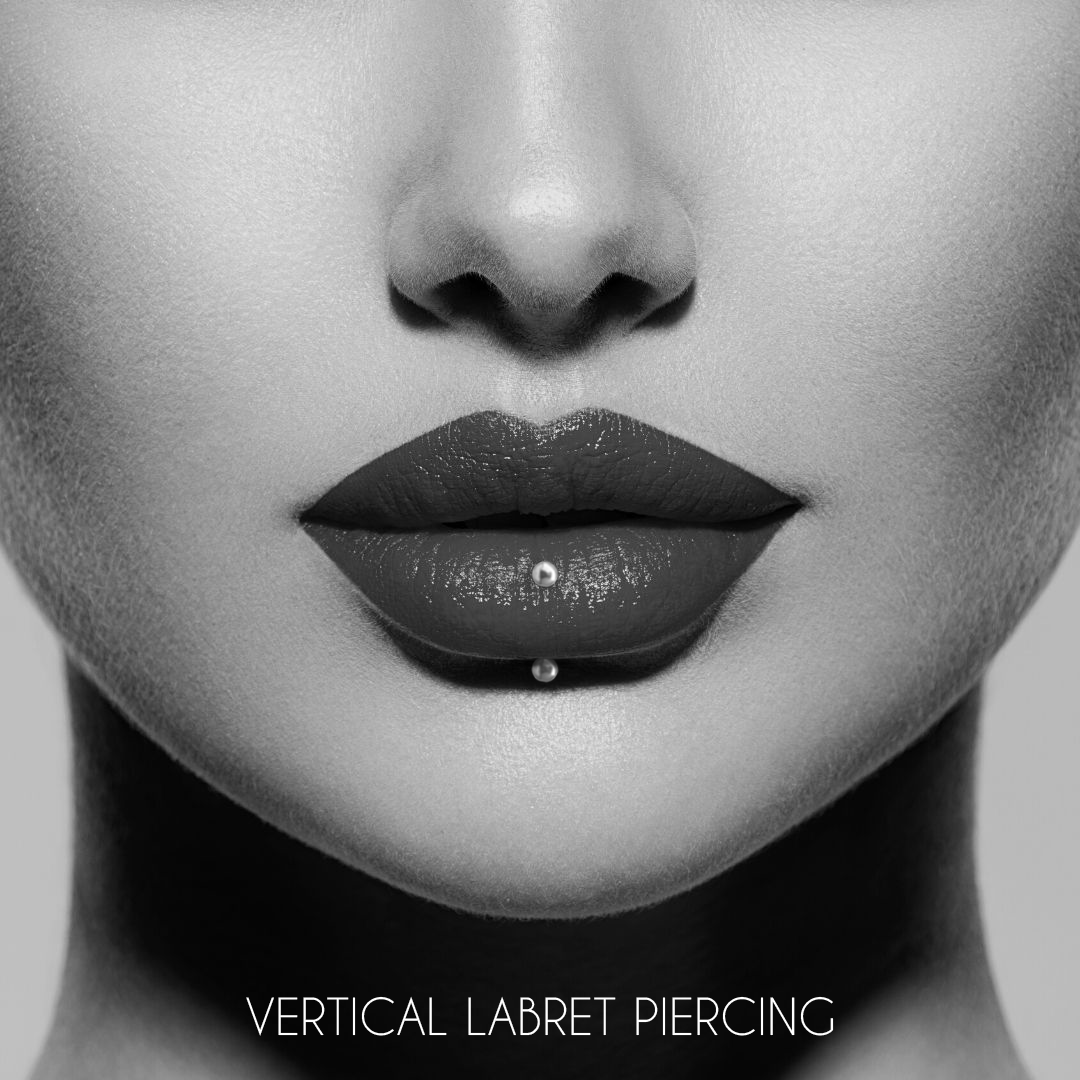 V 2025 labret piercing